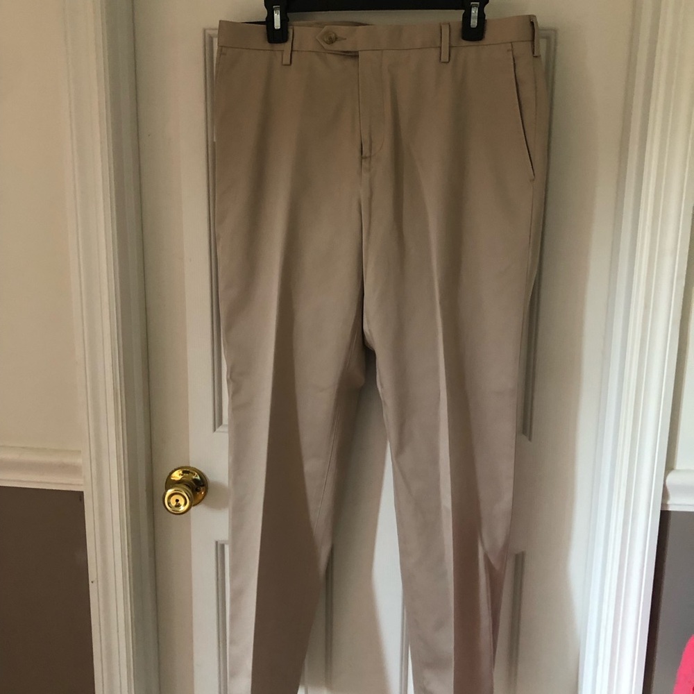 Jos. A. Bank Traveler Performance Chino Pants Tailored Fit Men’s  33 X 30 NWT